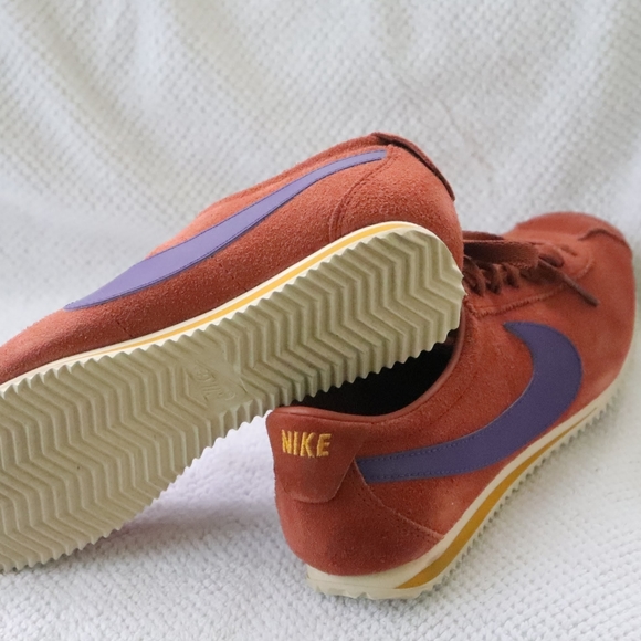 Nike Shoes - Sneakers